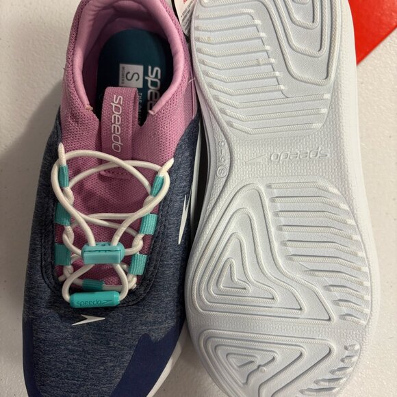 NWT Women's Size Small Speedo Aqua Trek Water Shoes - Picture 2 of 4